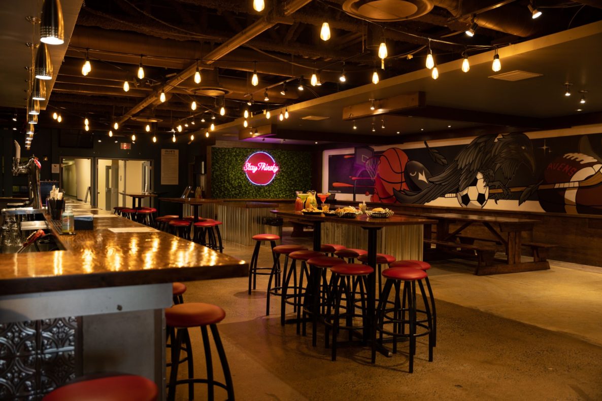 Ollie's pub and patio