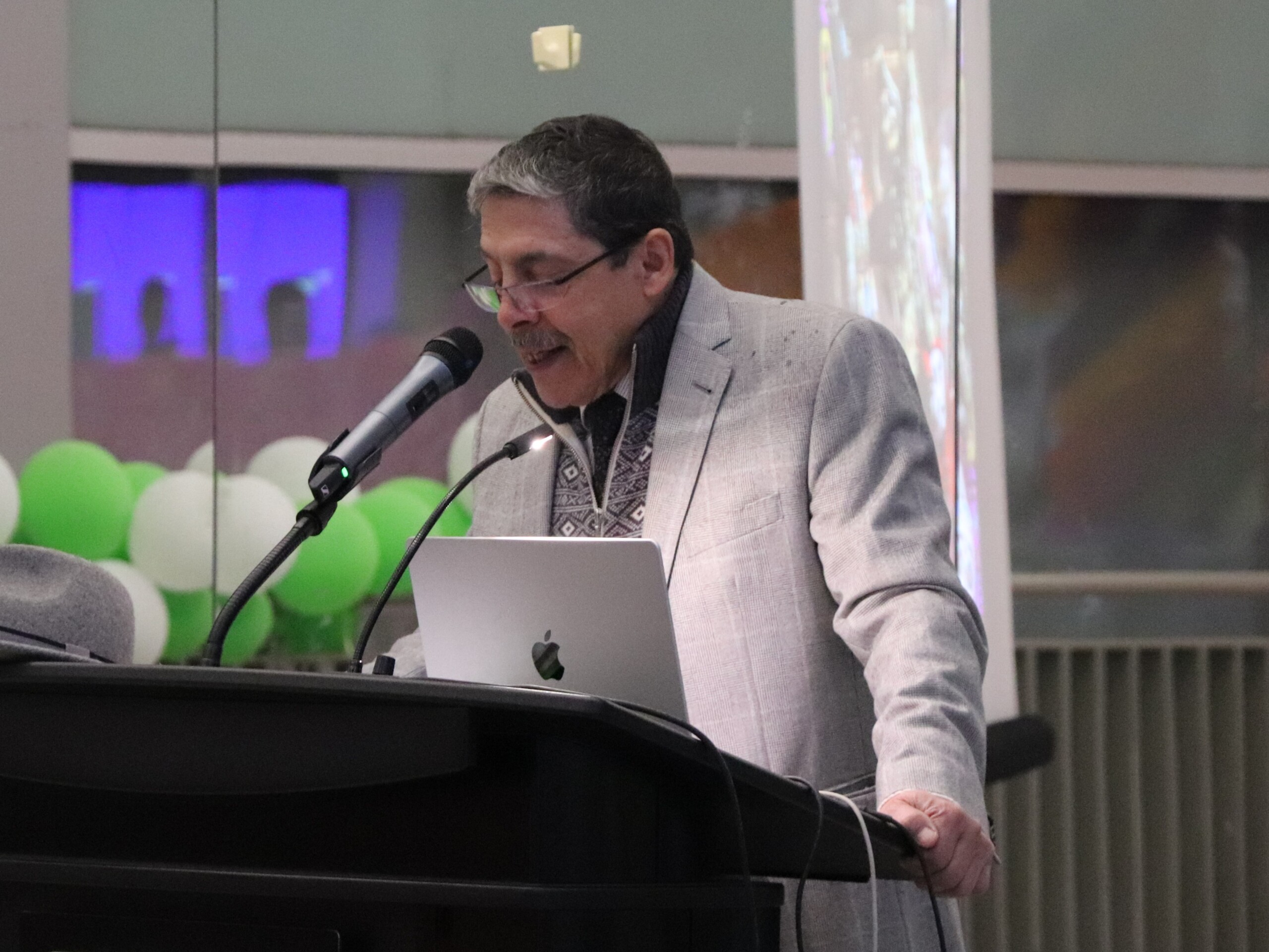 Image of Constantino