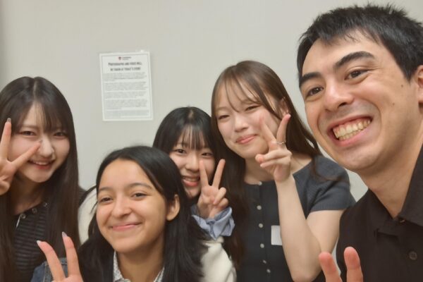 Visiting students from Ritsumeikan pose with Carleton students