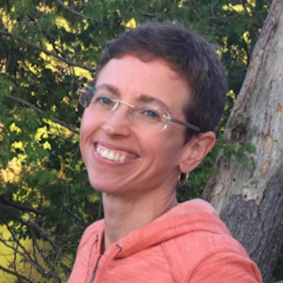 Headshot Cheryl Cundell