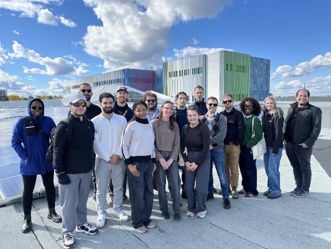 Photo of students on field trip at the Canada Science and Technology Museum.