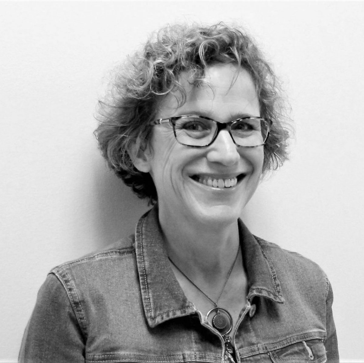 Peggy Hartwick Headshot