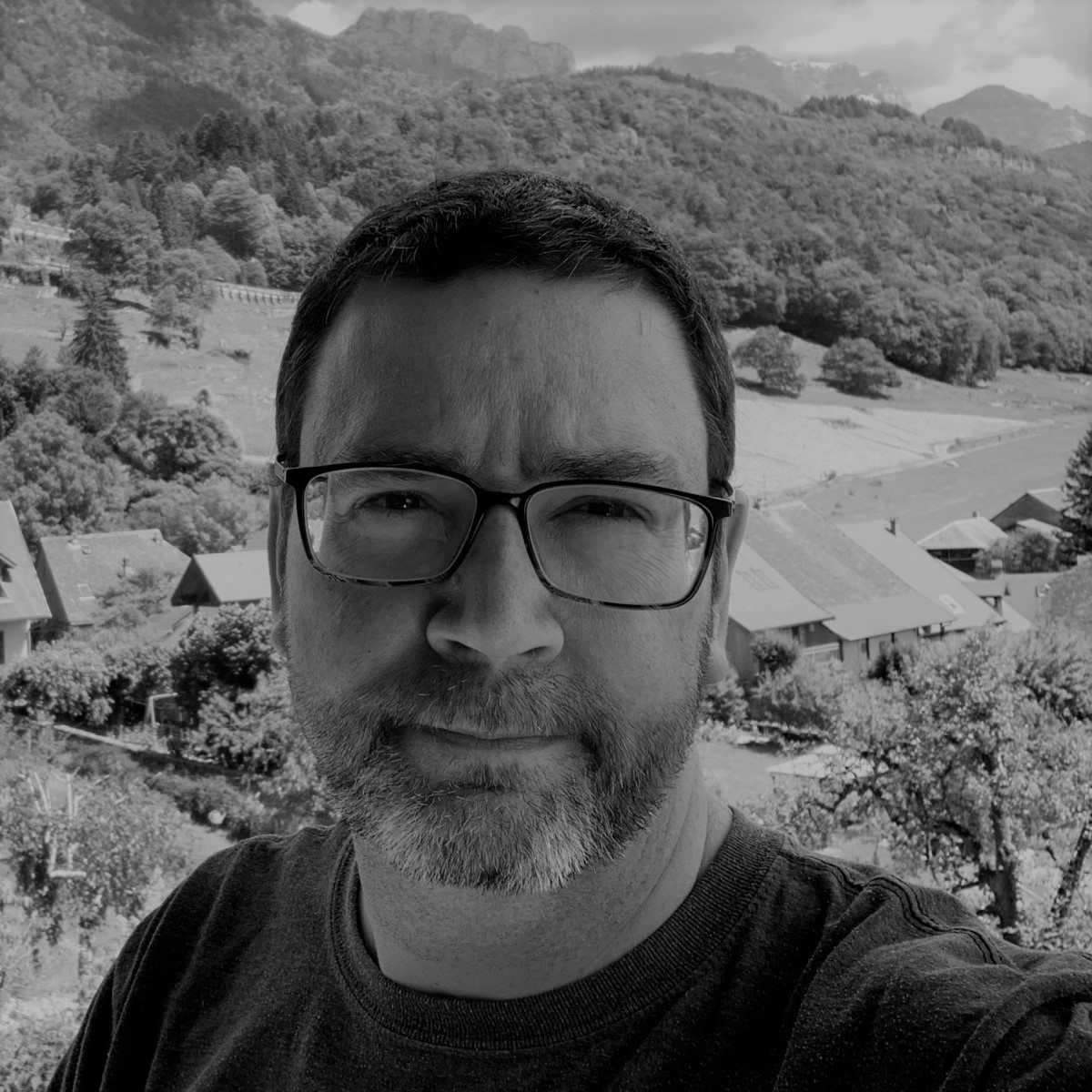 Greg MacIsaac Headshot