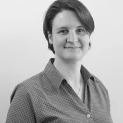 Danielle Kinsey headshot