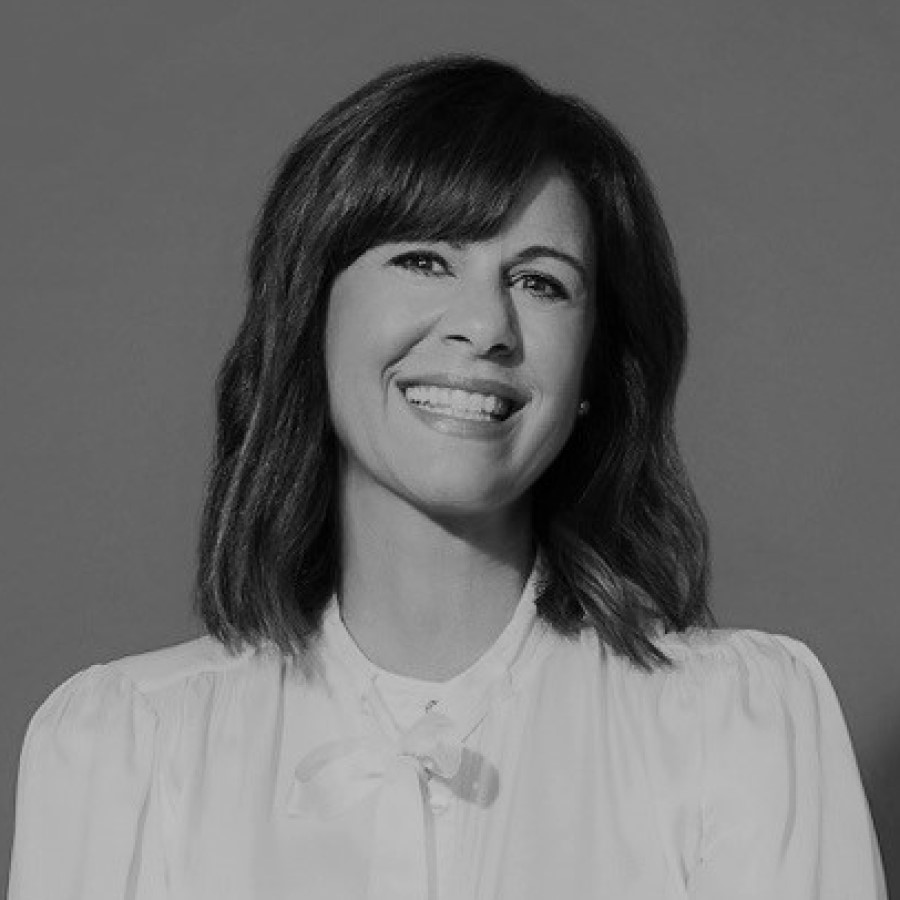 Melanie Adrian headshot