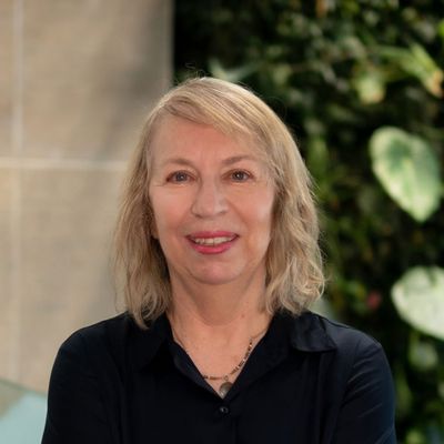 photo of Laura Macdonald